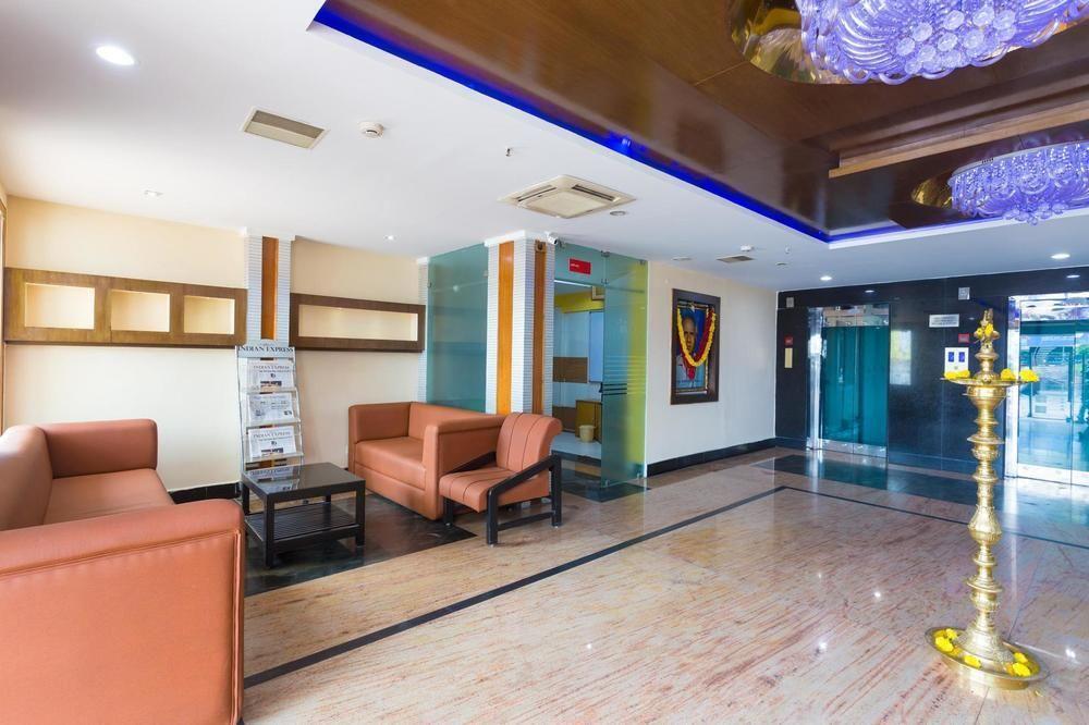 Ginger Hotel Tirupati Zewnętrze zdjęcie